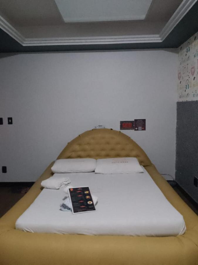 Hotel L Motel 1001 Noites - Setor O Бразилия Екстериор снимка
