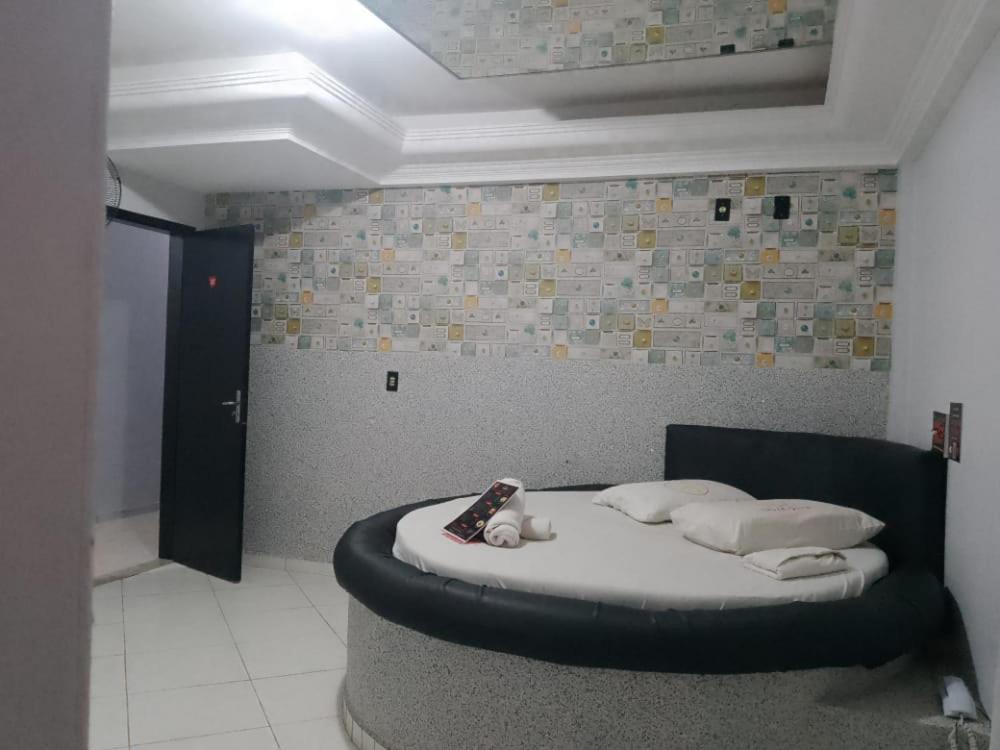 Hotel L Motel 1001 Noites - Setor O Бразилия Екстериор снимка
