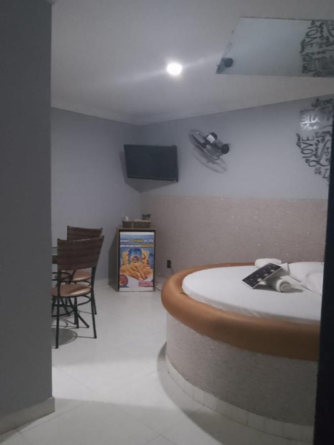 Hotel L Motel 1001 Noites - Setor O Бразилия Екстериор снимка